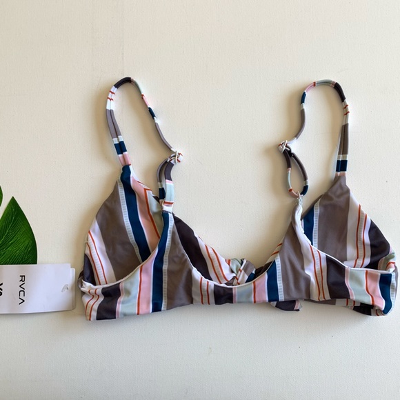 🌸RVCA Off Shore Knot Front🌸 - Picture 4 of 5